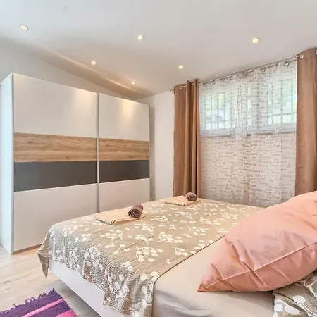 Appartamento Wellness Kaiser Pola